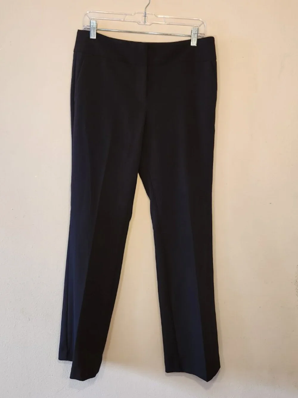 Ann Taylor Signature Black Dress Pants, size 6